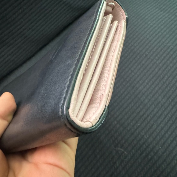 Christian Dior Bicolor CD Dior Addict Chain Clutch - Picture 10 of 13